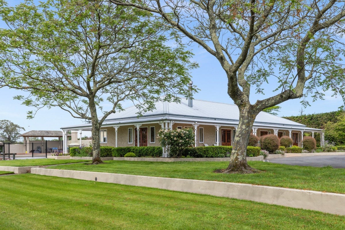 1262 Maraekakaho Road, Longlands, Hastings - Carousel 30