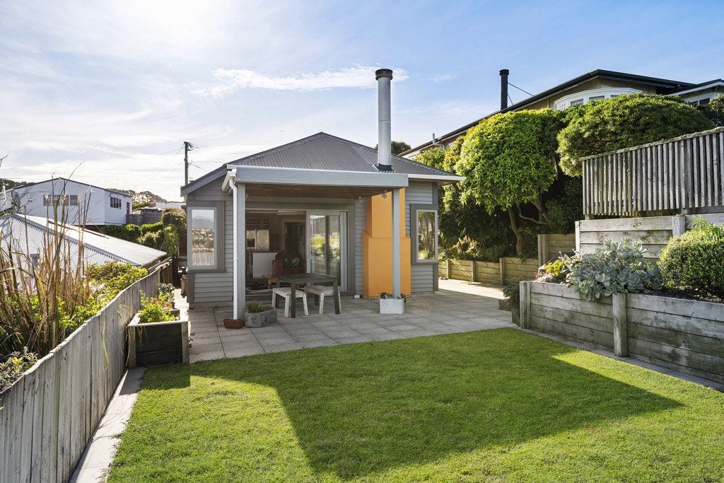 131 Overtoun Terrace, Hataitai, Wellington - Carousel 2