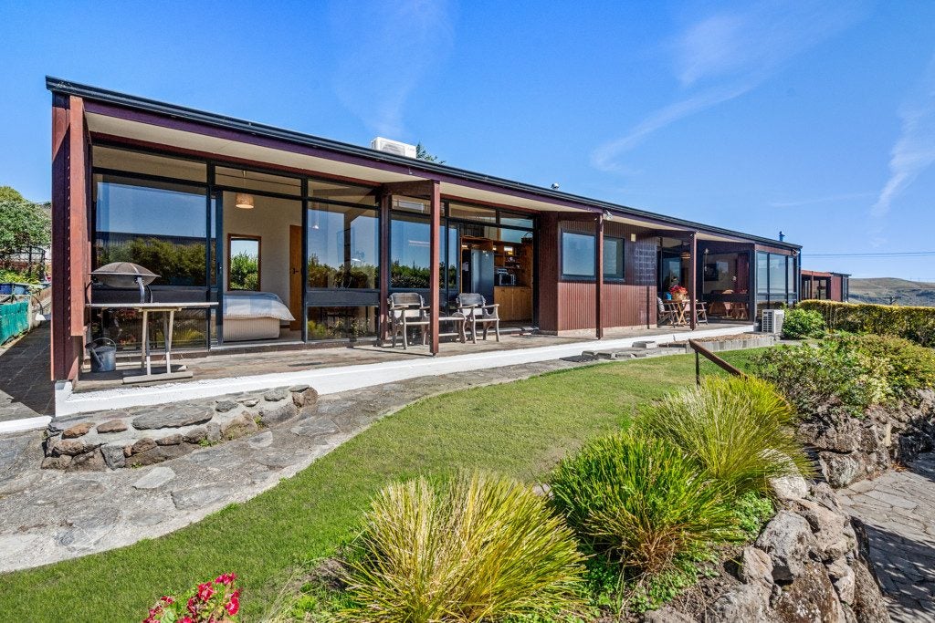 2/193 Major Hornbrook Road, Mount Pleasant, Christchurch - Carousel 1