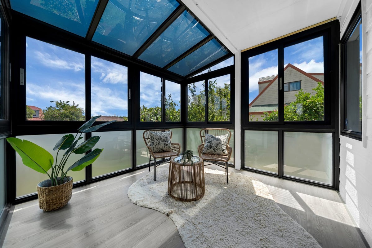 1/82 Aviemore Drive, Highland Park, Auckland - Carousel 2