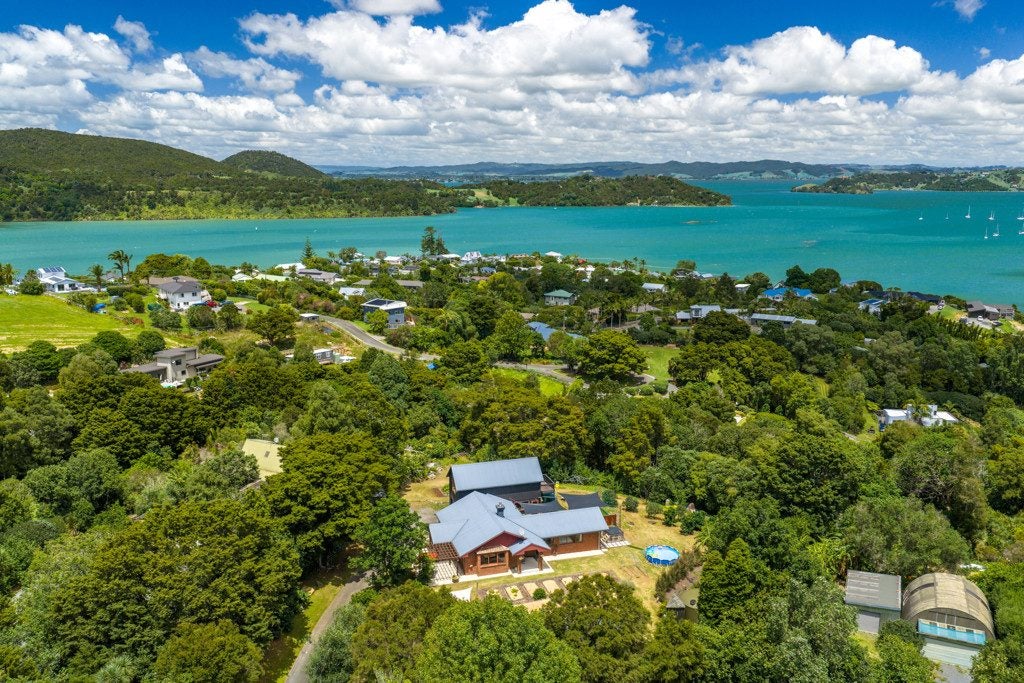 19 Turiapua Lane, Whangarei - Carousel 1