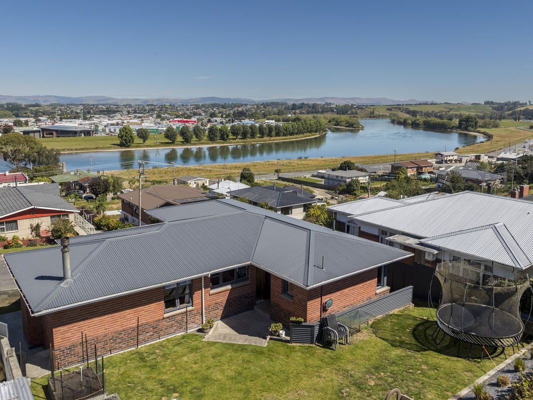 43 Stamford Street, Balclutha - Carousel 2