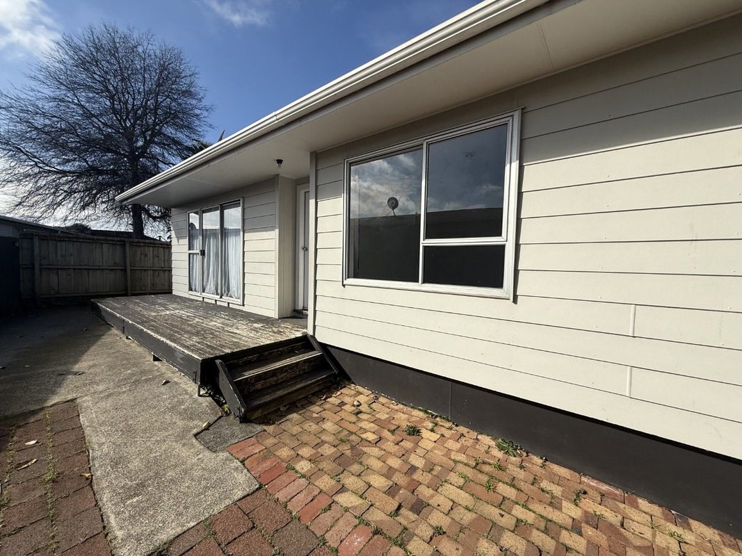426 Roscommon Road, Clendon Park, Auckland - Carousel 1