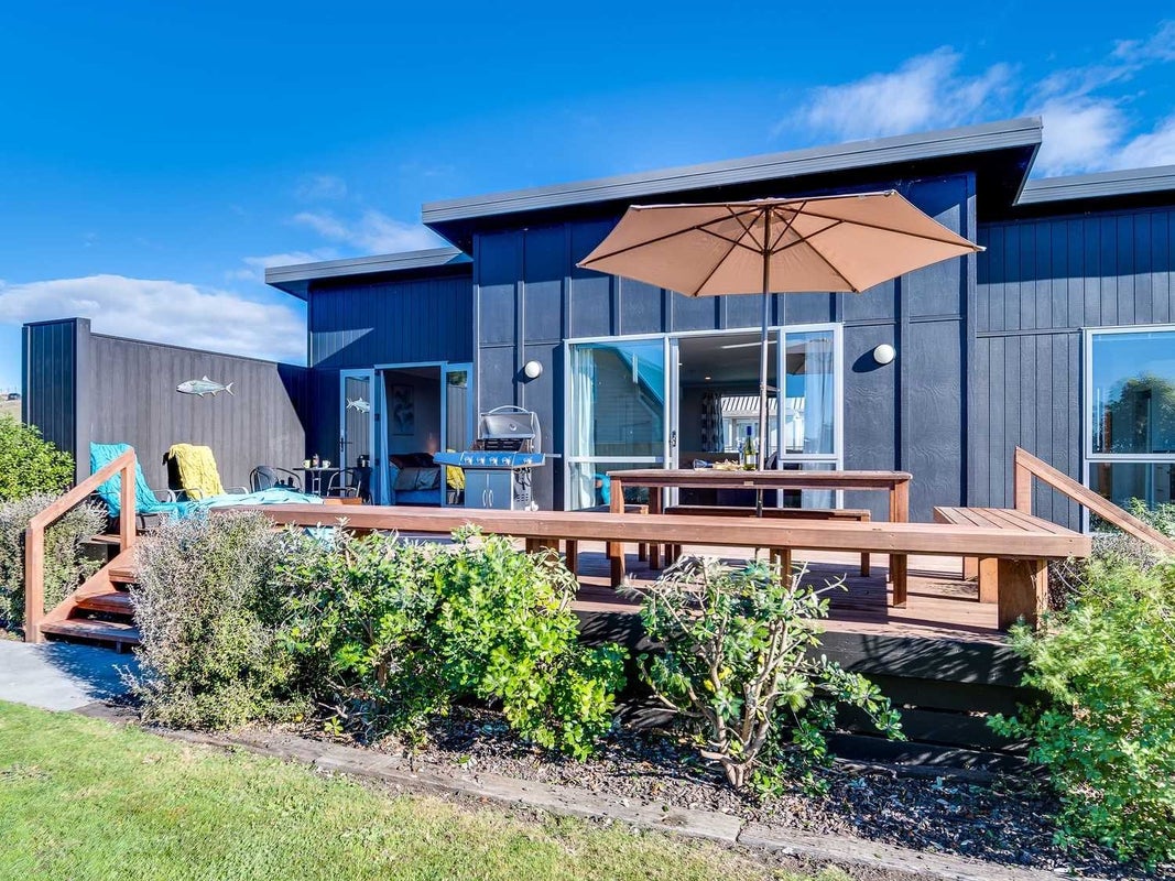 43 Harper Road, Waimarama, Havelock North - Carousel 2