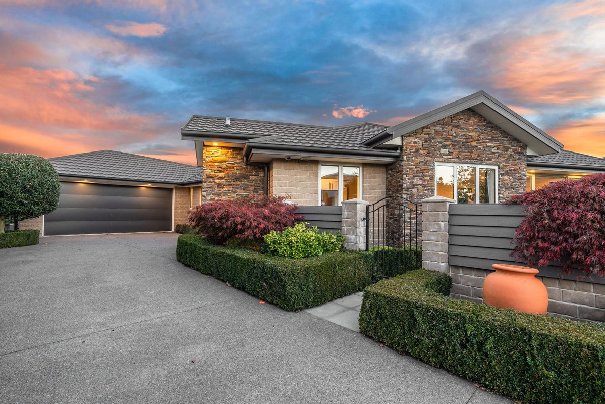 55 Brookwater Avenue, Northwood, Christchurch - Carousel 2