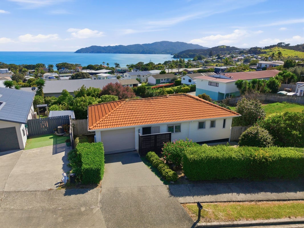 5 Torsby Road, Coopers Beach, Coopers Beach - Carousel 1