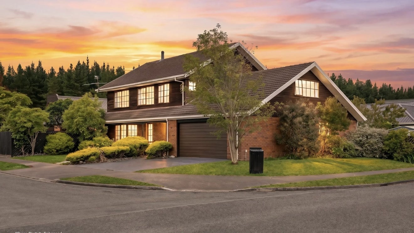 159 Royal Park Drive, Parklands, Christchurch - Carousel 1