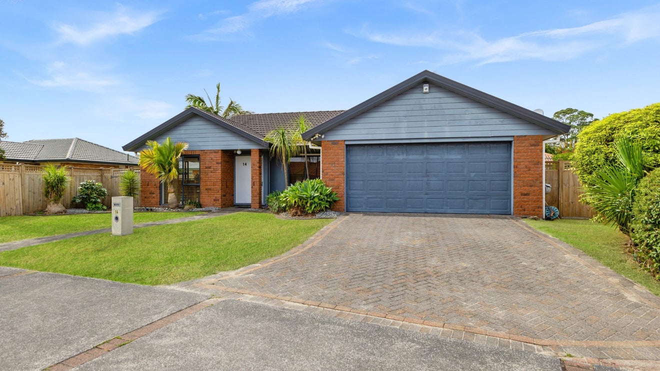 14 Sheriff Place, Randwick Park, Auckland - Carousel 1