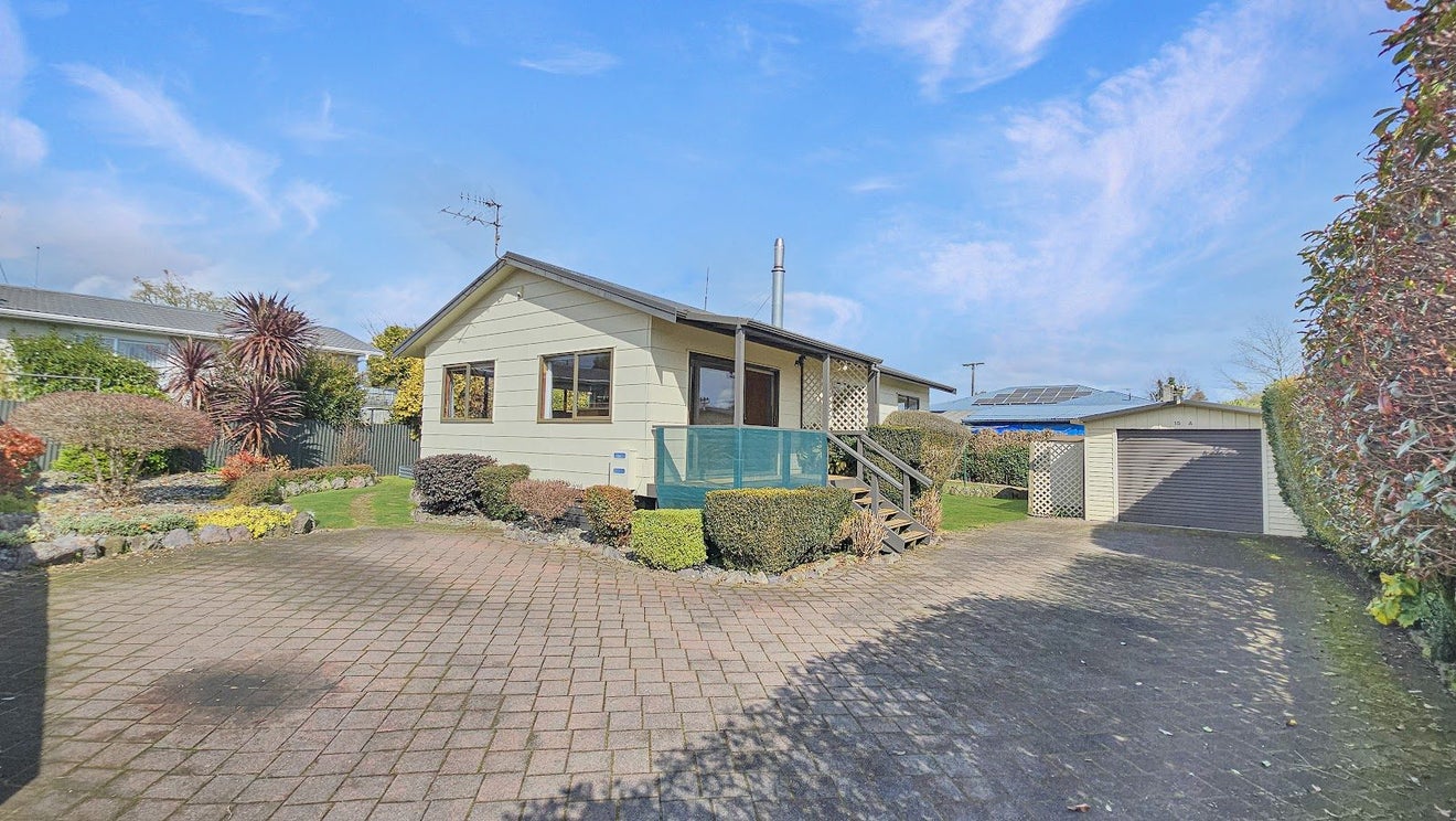 18A Whitworth Road, Utuhina, Rotorua - Carousel 1