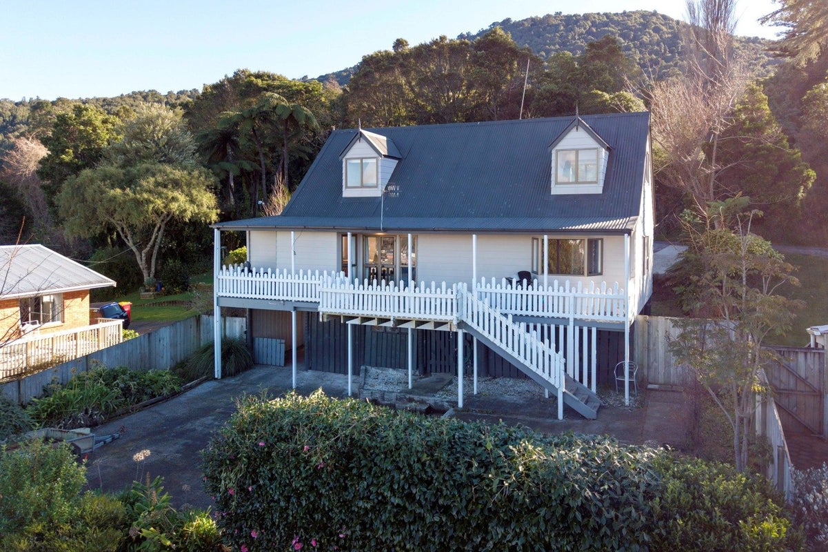 17 Mountain Road, Western Heights, Rotorua - Carousel 1