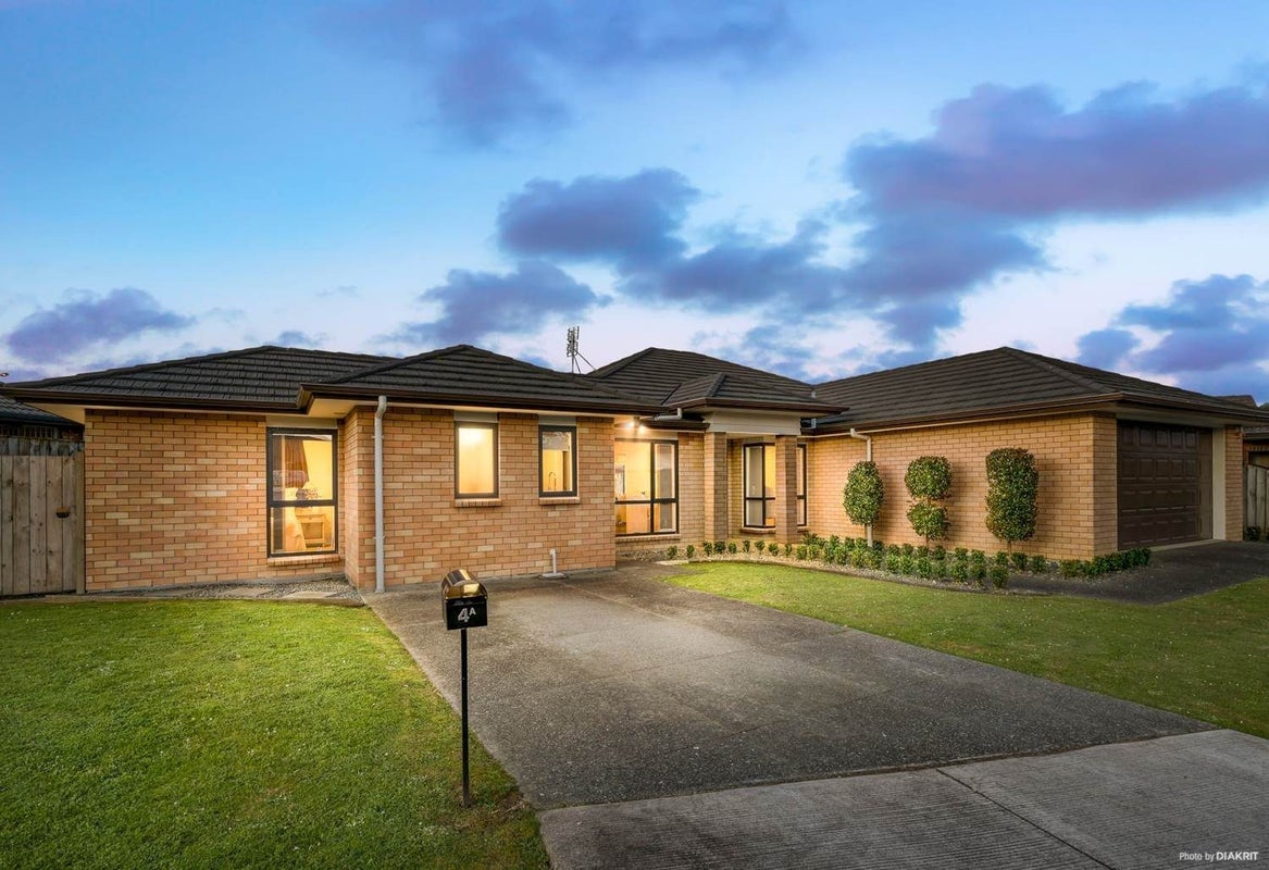 4 Shankill Place, East Tamaki, Manukau City, Auckland - Carousel 1