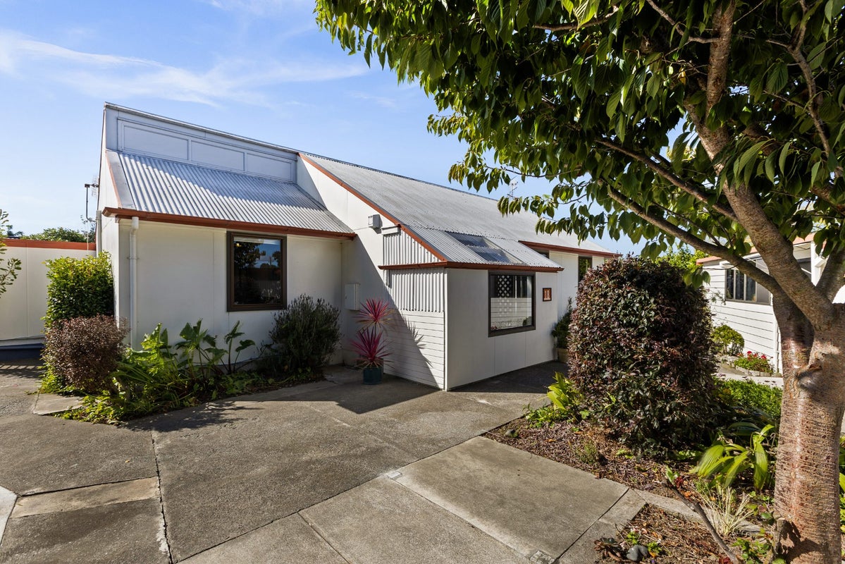 18 Walton Place, Flaxmere, Hastings - Carousel 15