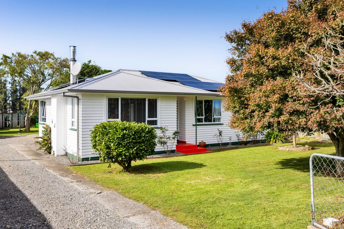36 High Street, Eltham, Eltham - Carousel 1
