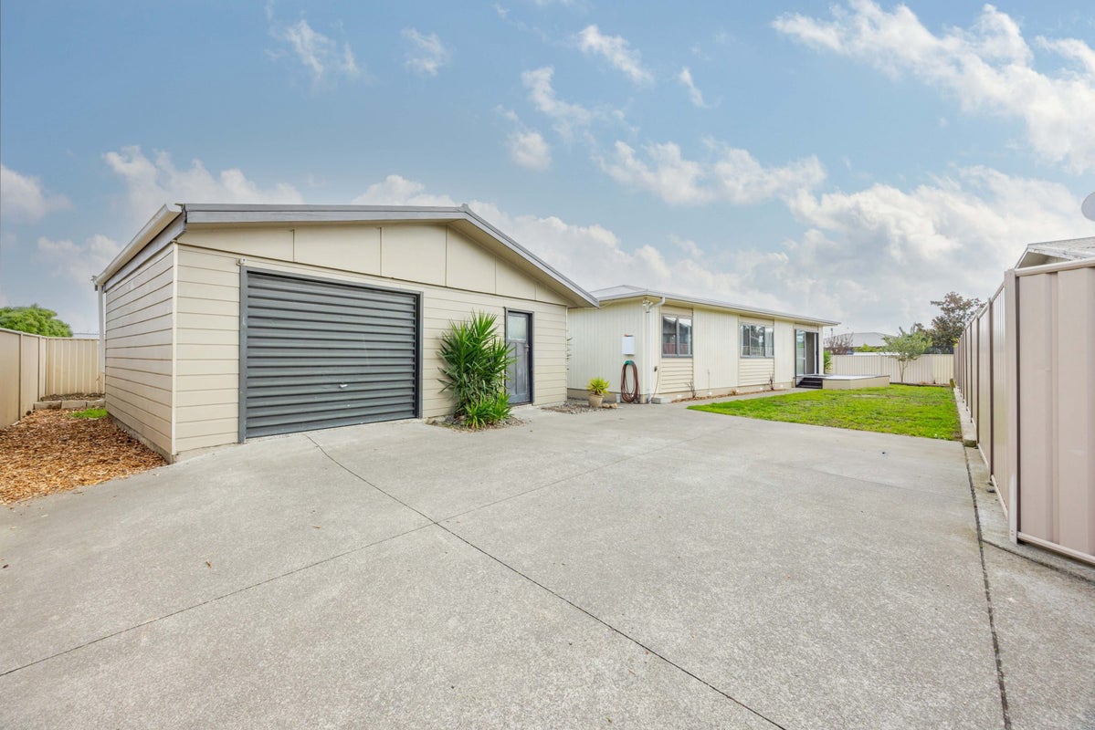 64 Kirkwood Road, Flaxmere, Hastings - Carousel 2