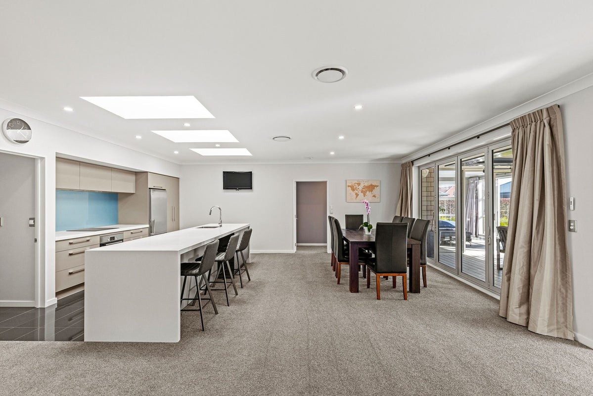 4 Napier Drive, Wigram, Christchurch - Carousel 2