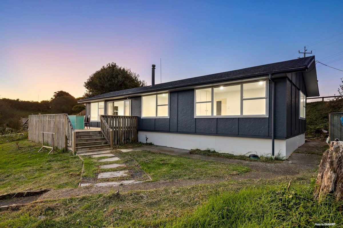 144 Kauri Road, Awhitu - Carousel 2