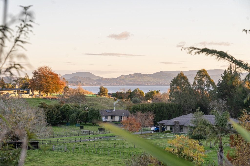 6 Ascot Vale, Tikitere, Rotorua - Carousel 2
