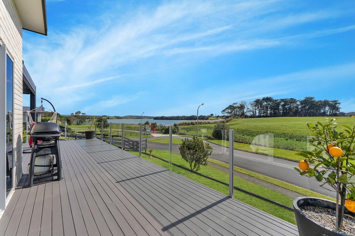 15A Clarks Beach Road, Clarks Beach, Clarks Beach - Carousel 2