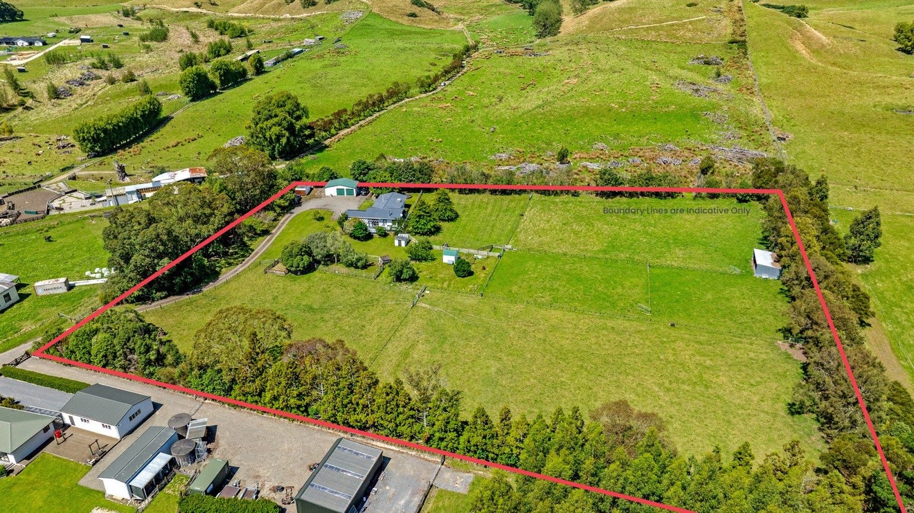 450 Fitzherbert Road, AOKAUTERE, PALMERSTON NORTH - Carousel 2