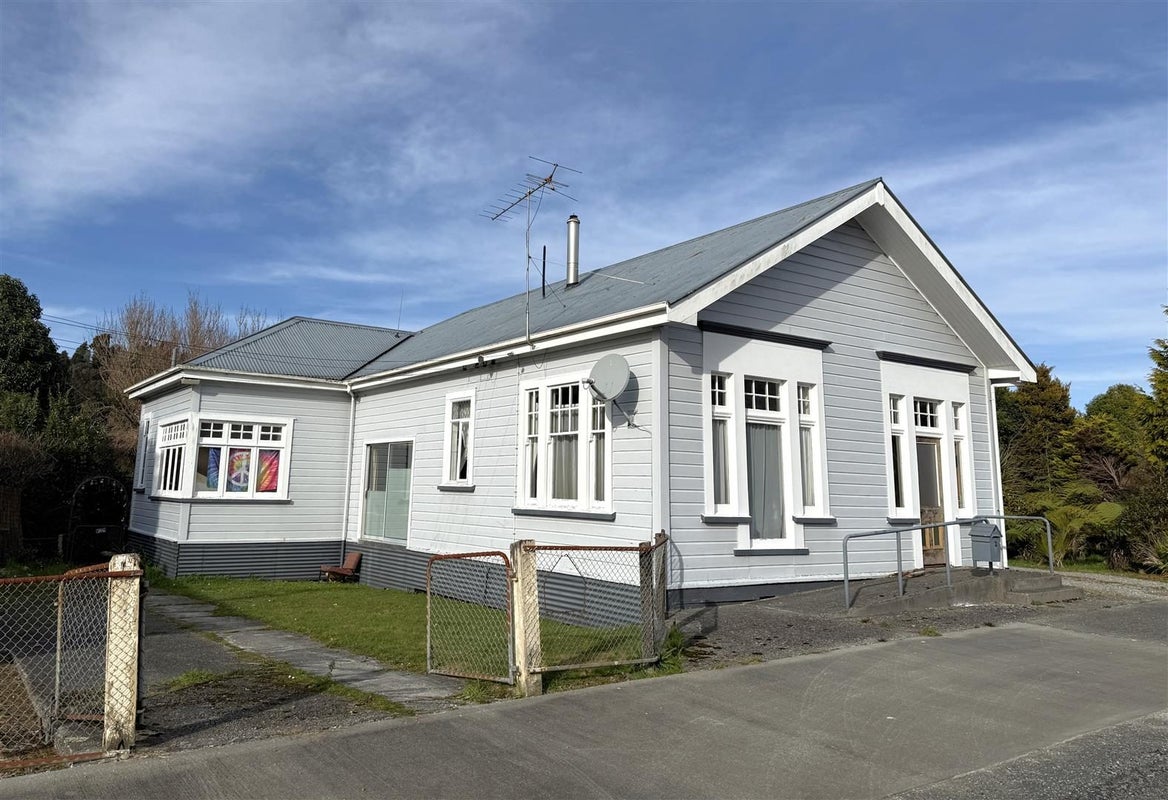 2 McGowan Street, Runanga, Runanga - Carousel 1