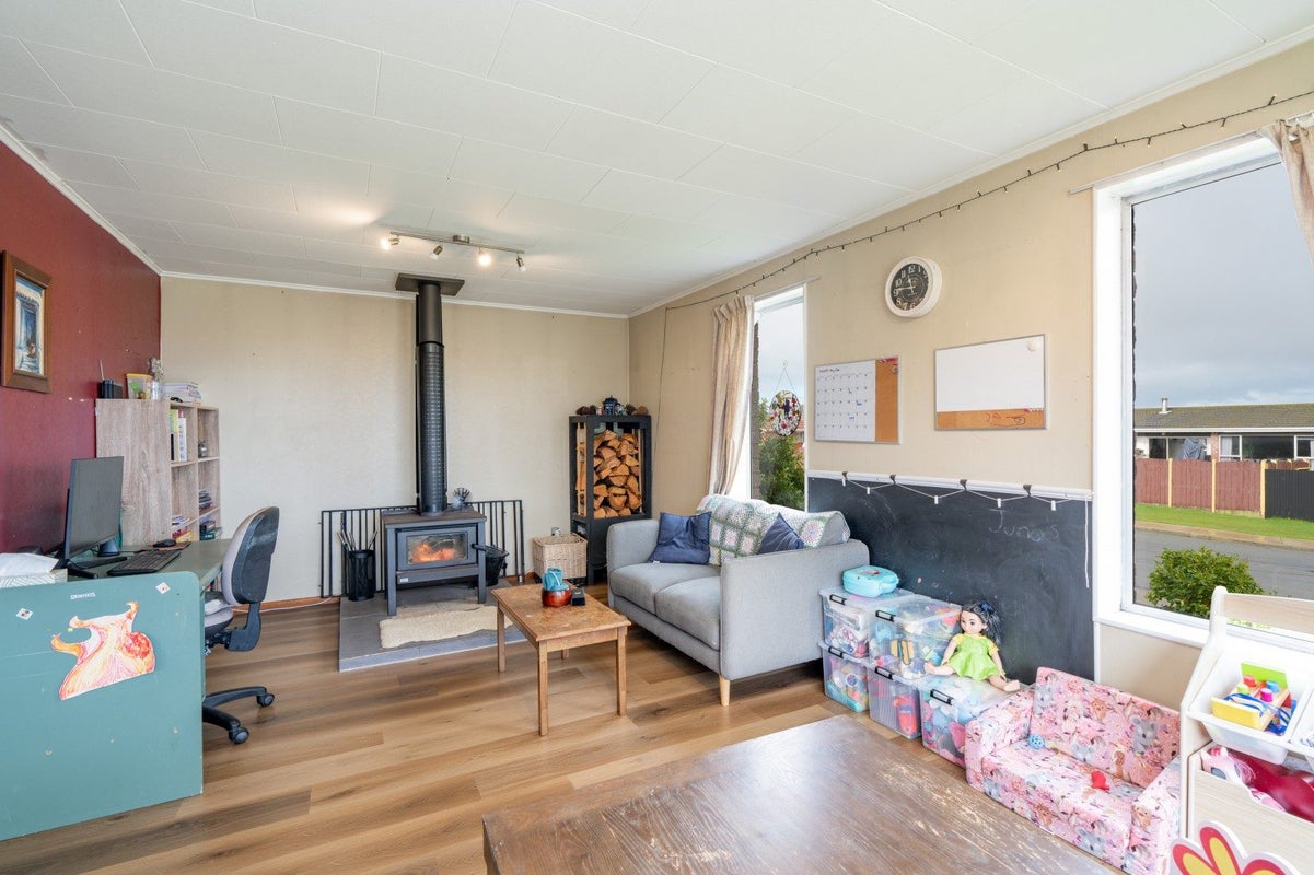 73 Dunbeath Crescent, Kew, Invercargill - Carousel 2