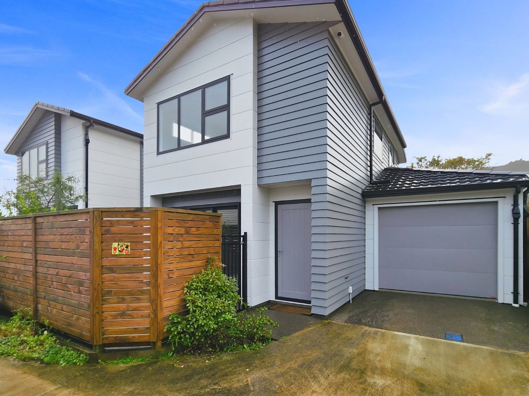 83D Seddon Street, Naenae, Lower Hutt - Carousel 1