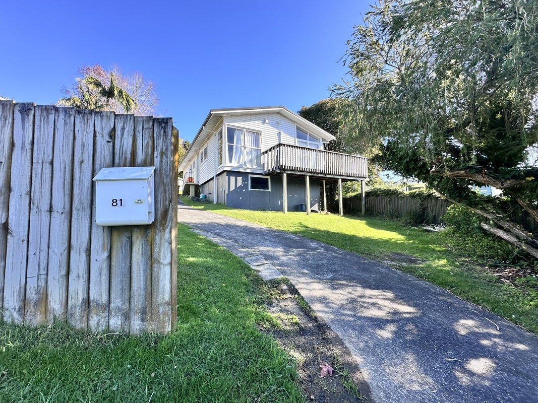 81 Vandeleur Avenue, Birkdale, Auckland - Carousel 1