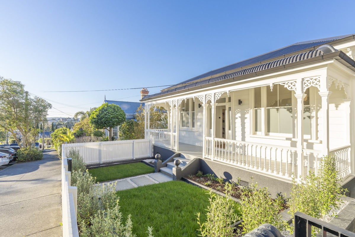 5 Grosvenor Street, Grey Lynn, Auckland - Carousel 1