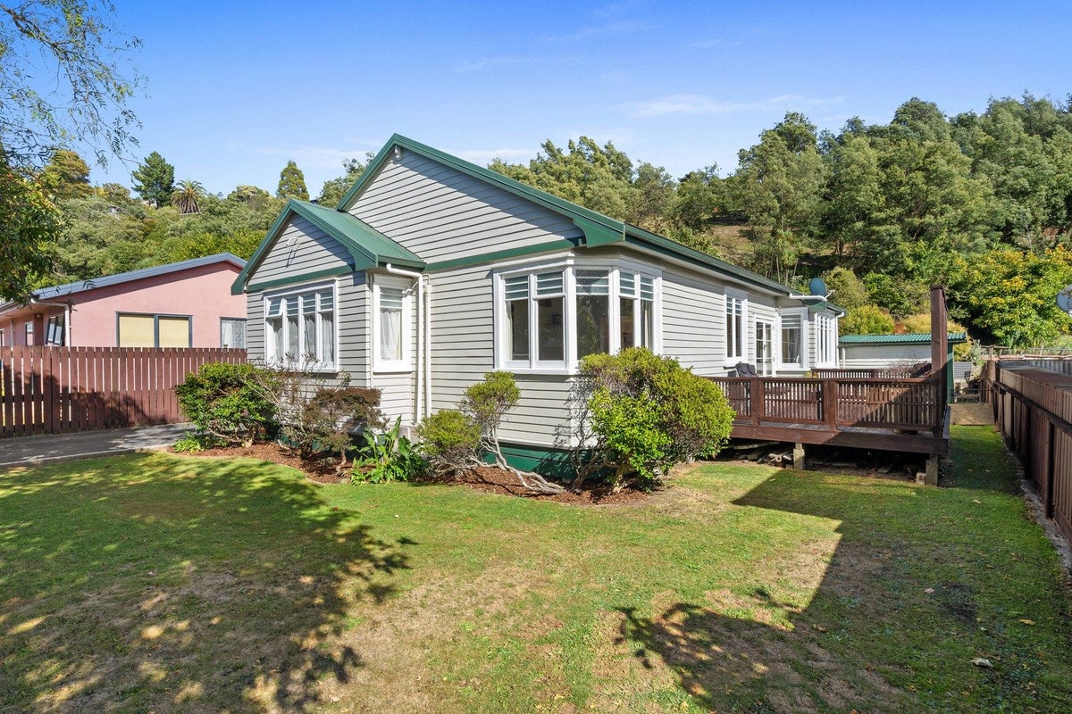 264 Vanguard Street, Nelson South, Nelson - Carousel 1