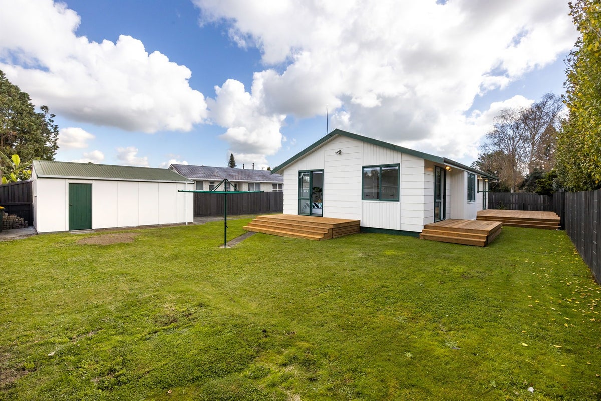 10 Johannes Court, Nawton, Hamilton - Carousel 2