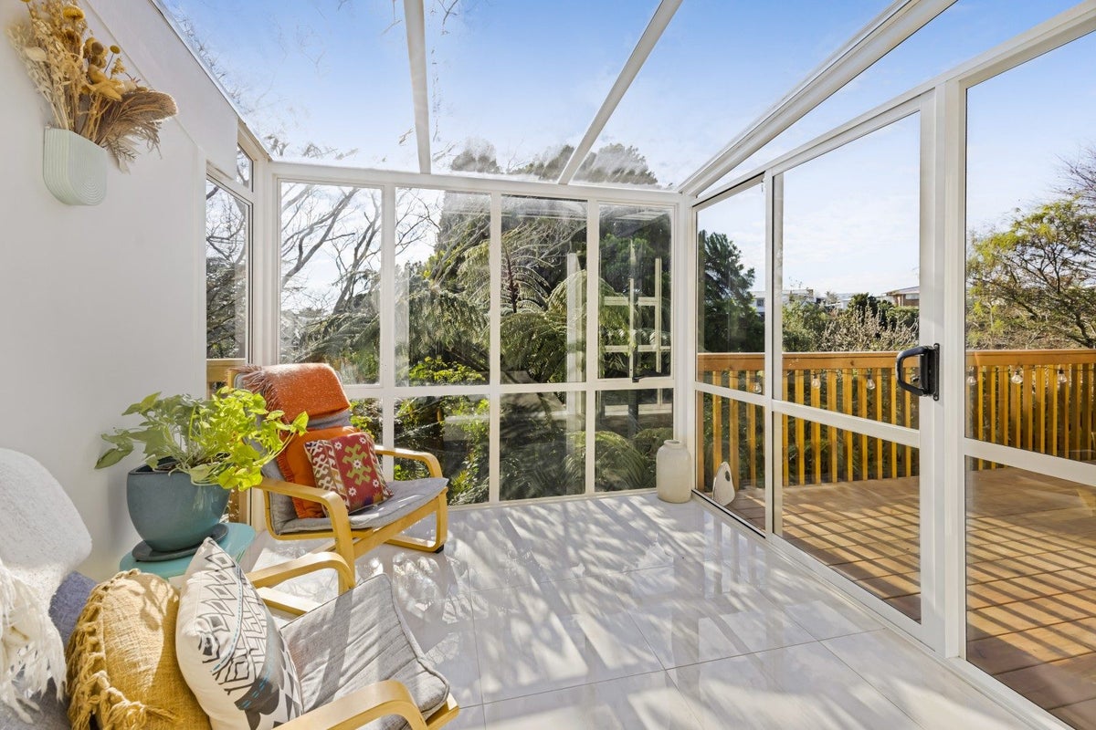 27A Montana Place, Merrilands, New Plymouth - Carousel 2