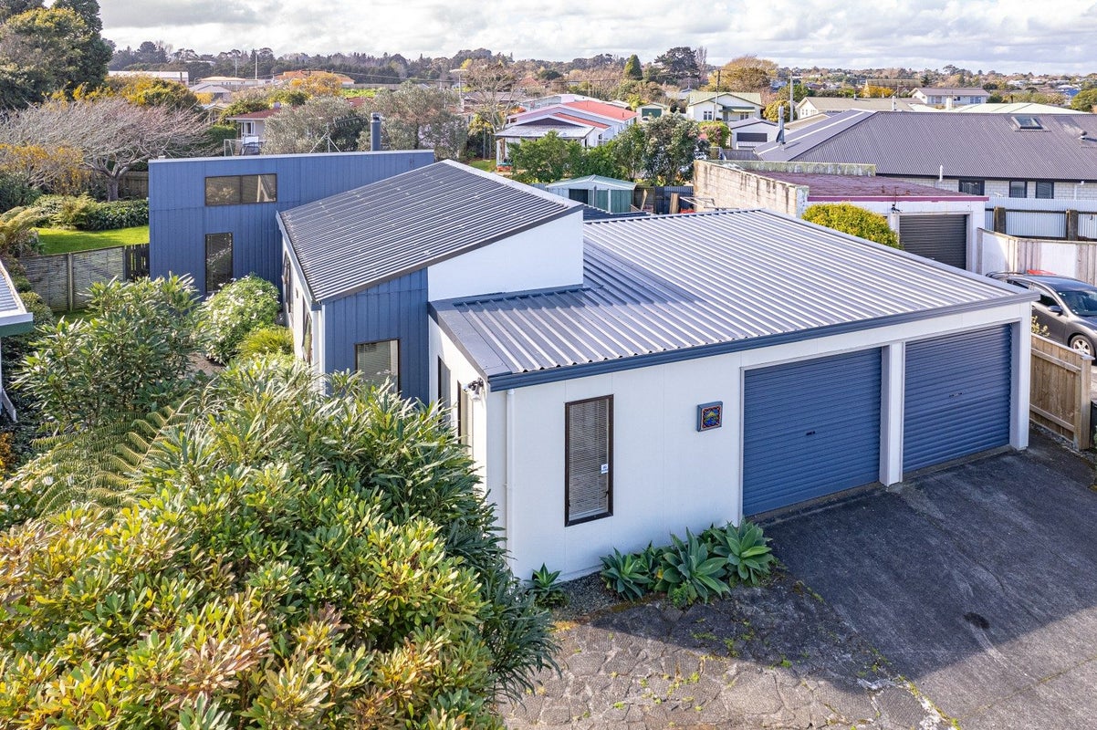 40 Stafford Street, Springvale, Whanganui - Carousel 1