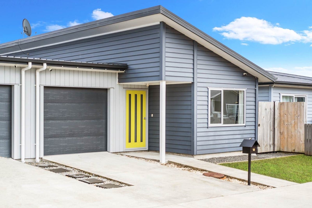 18 Harore Road, Takanini, Auckland - Carousel 1