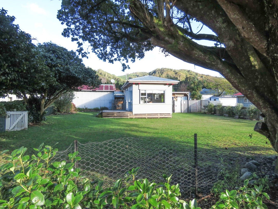 1 Church Street, Reefton, Reefton - Carousel 28
