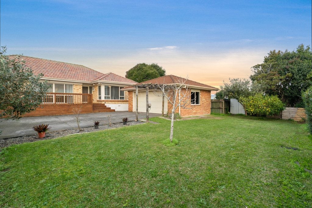 2 Kelvyn Grove, Manurewa, Auckland - Carousel 27