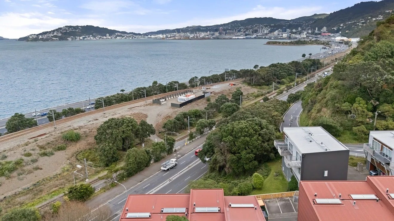 16/2 Onslow Road, Khandallah, Wellington, Wellington - Carousel 14