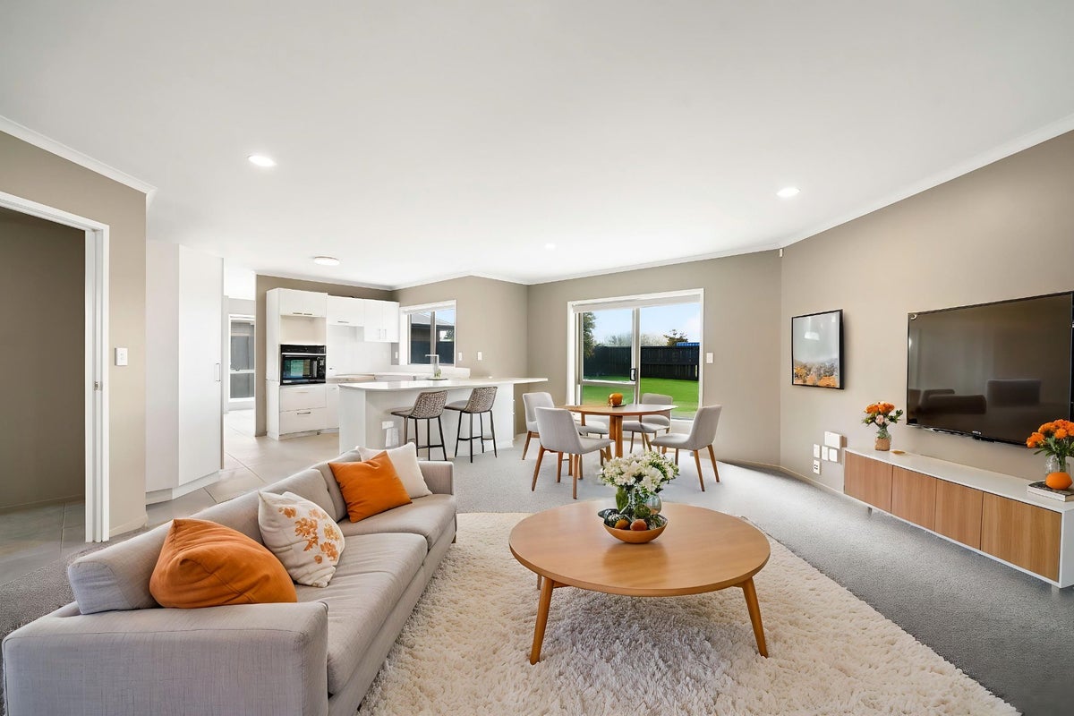 55 Wiltshire Drive, Huntington, Hamilton - Carousel 2