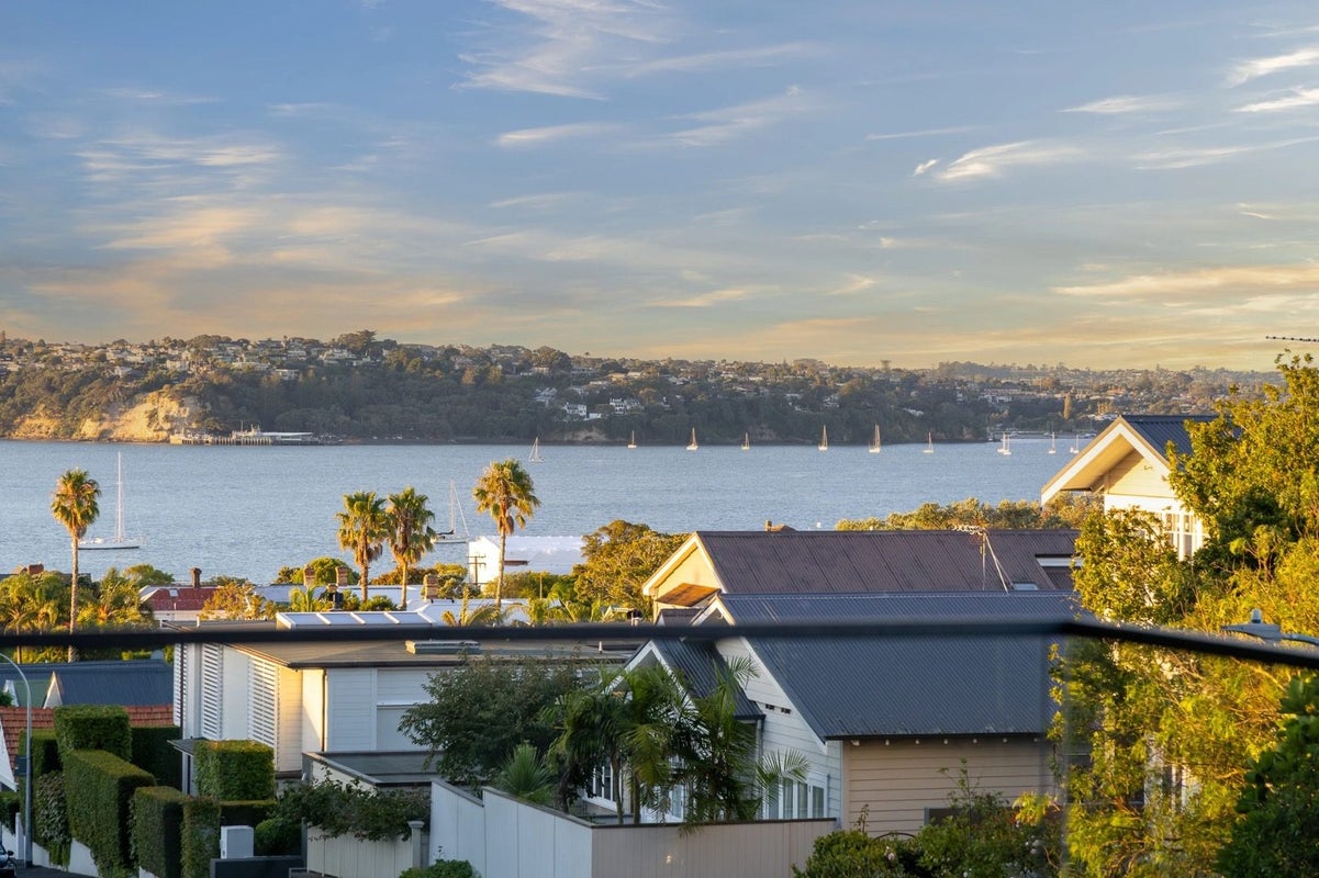 205/2 Lawrence Street, Herne Bay, Auckland - Carousel 10