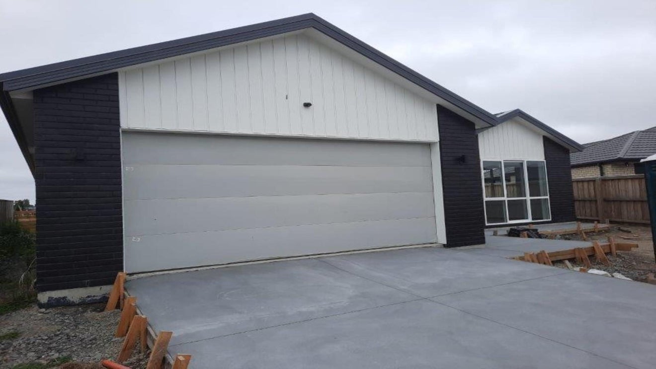 23 Jury Lane, Woodend, Woodend - Carousel 2