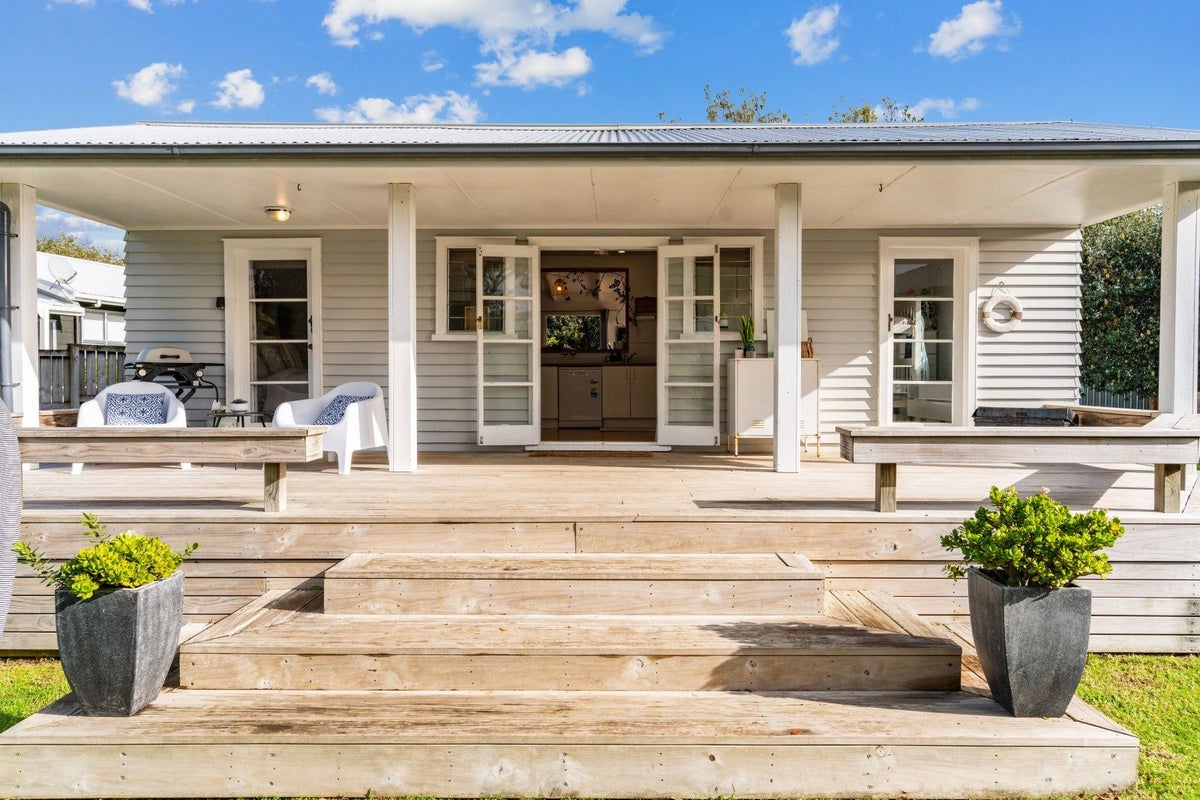 11 Margaret Street, Mangawhai Heads, Mangawhai - Carousel 2