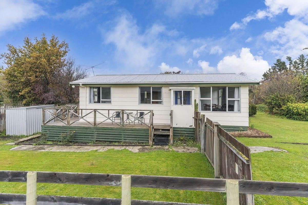 92 Henry street, Waikouaiti, Dunedin - Carousel 2
