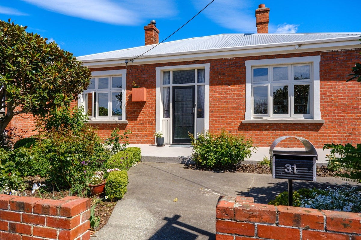 31 Cain Street, Parkside, Timaru - Carousel 1