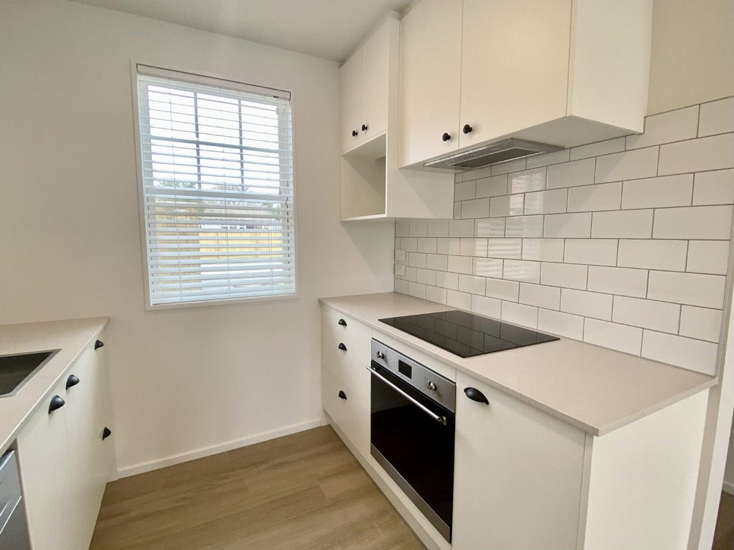 6/25 Bunyan Street, Waltham, Christchurch - Carousel 2