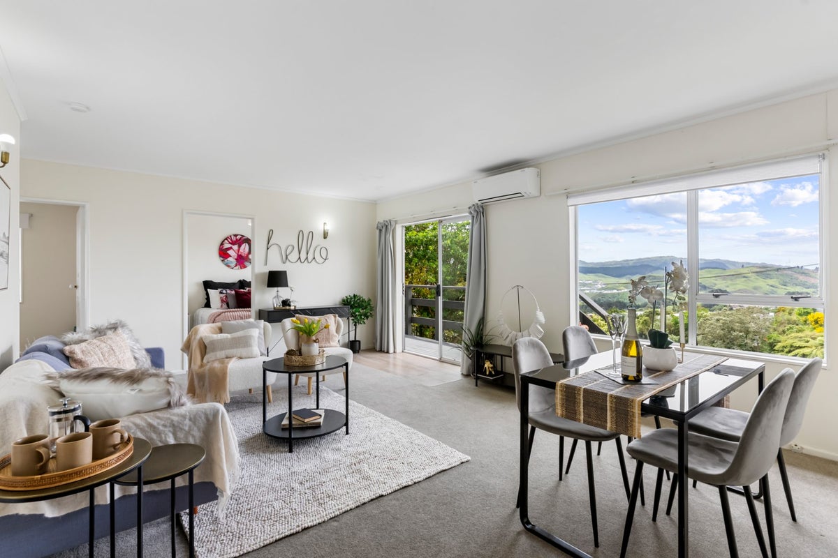 1/236 Helston Road, Paparangi, Wellington - Carousel 2