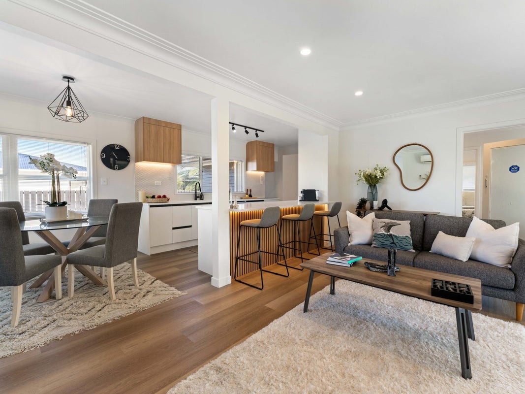 1/124 Tennessee Avenue, Mangere East, Auckland - Carousel 1