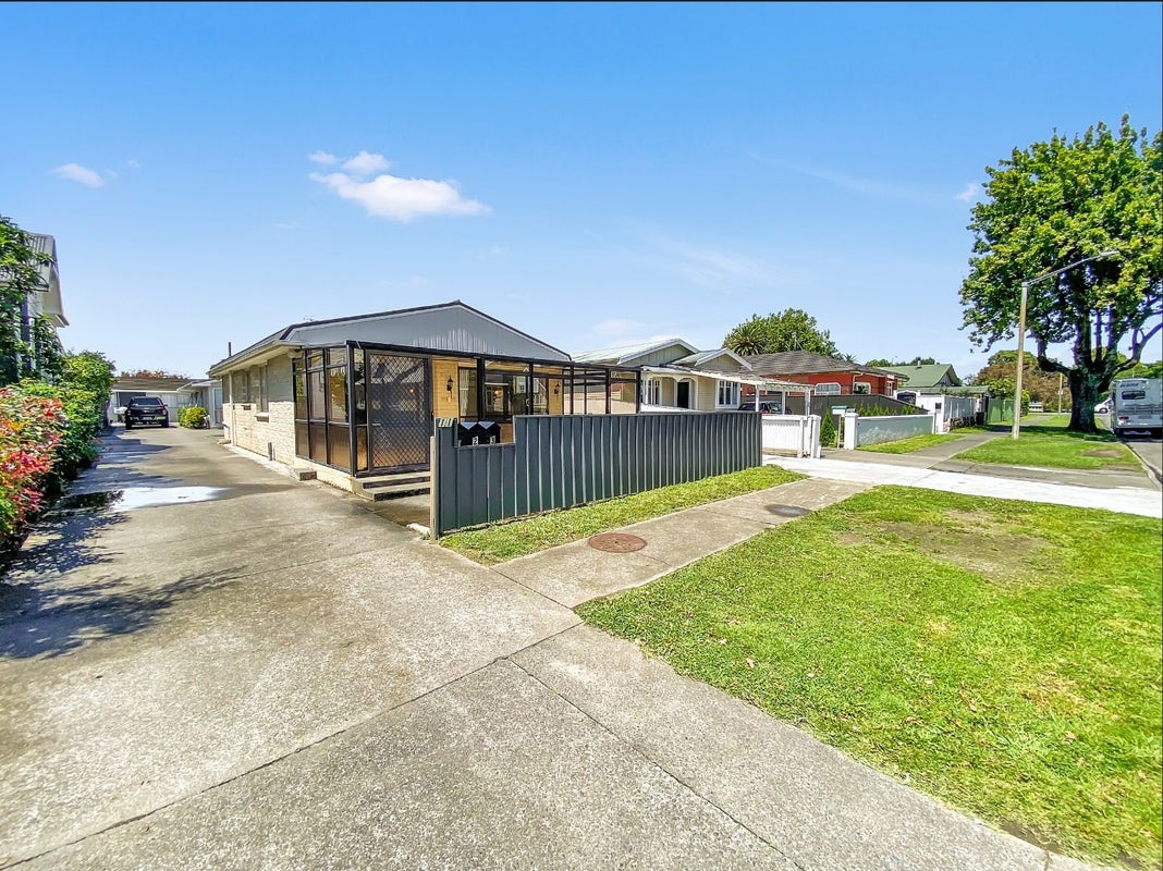 1/11 Shamrock Street, NAPIER SOUTH, NAPIER - Carousel 1