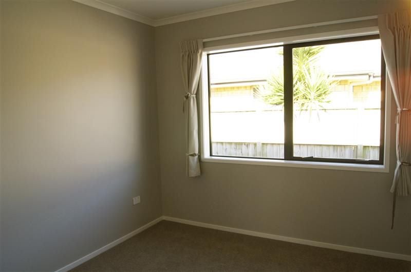 3/16 Paterson Street, Frankton, Hamilton - Carousel 2