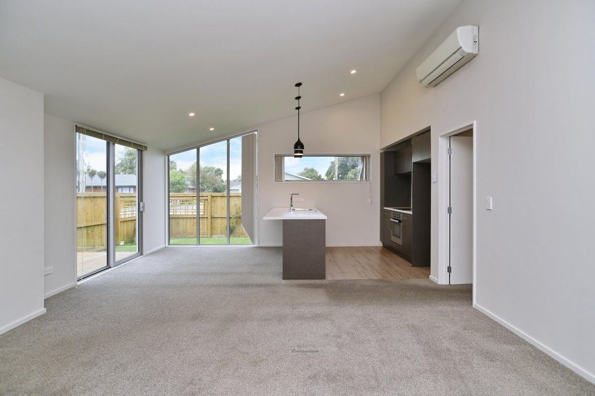 1/119 Wilsons Road South, Saint Martins, Christchurch - Carousel 2