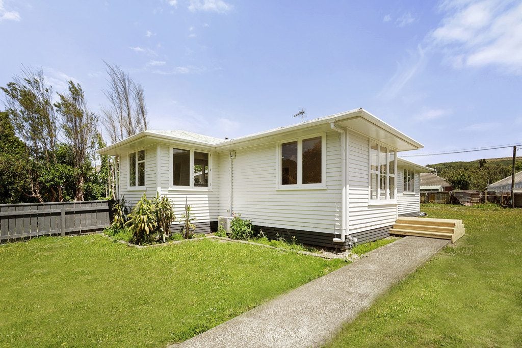 19 Petherick Street, Taita, Lower Hutt - Carousel 1