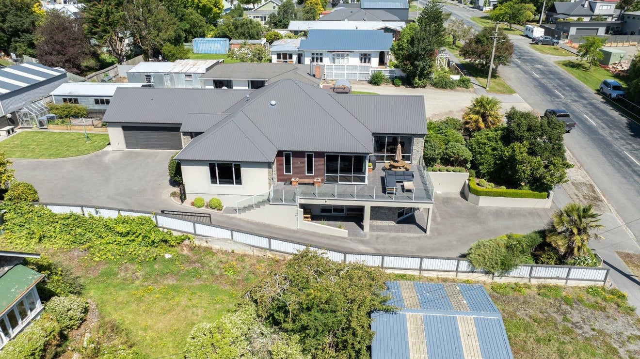 41 Huron Street, East Gore, Gore - Carousel 2